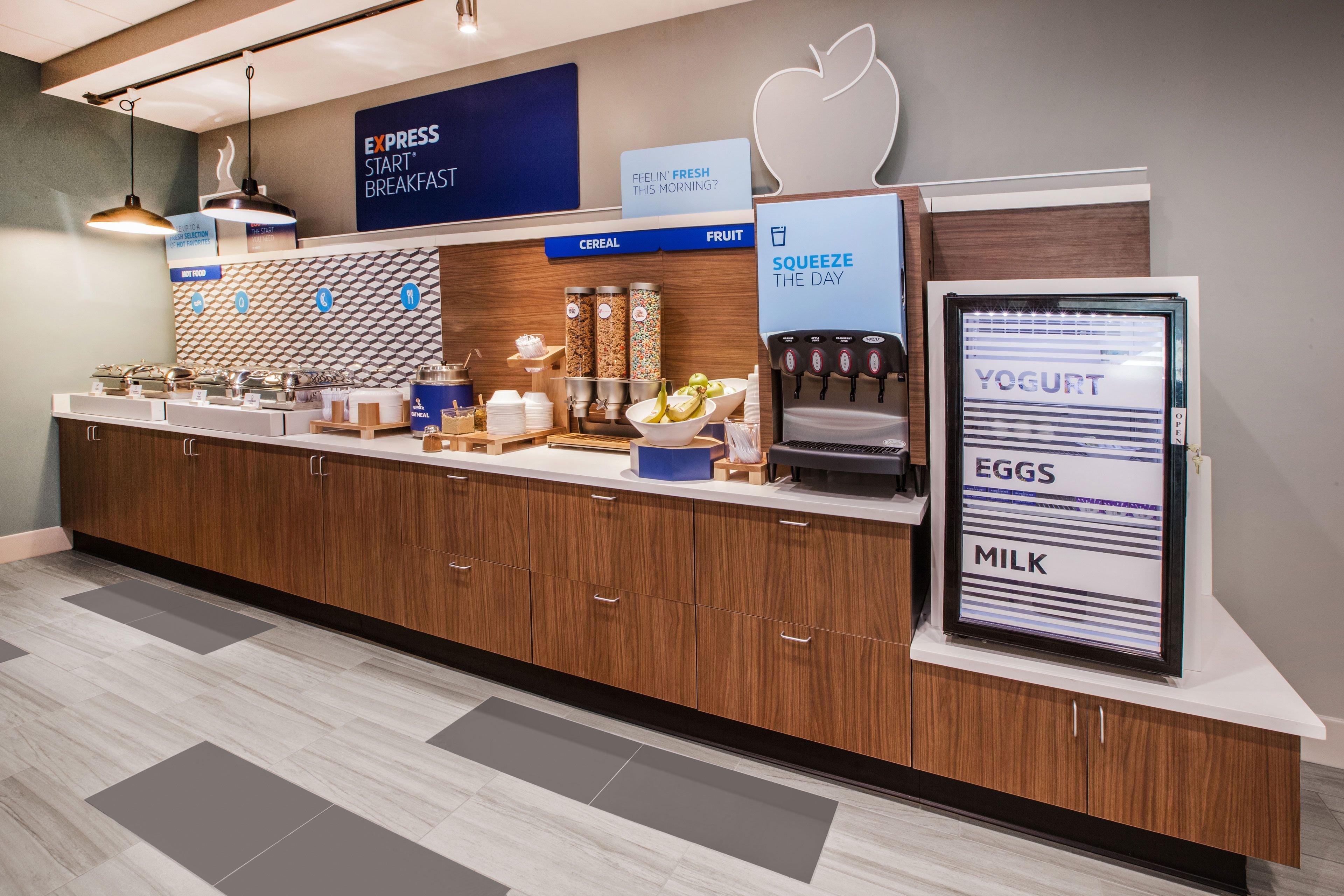 Holiday Inn Express & Suites - Colorado Springs Afa Northgate By Ihg Ngoại thất bức ảnh