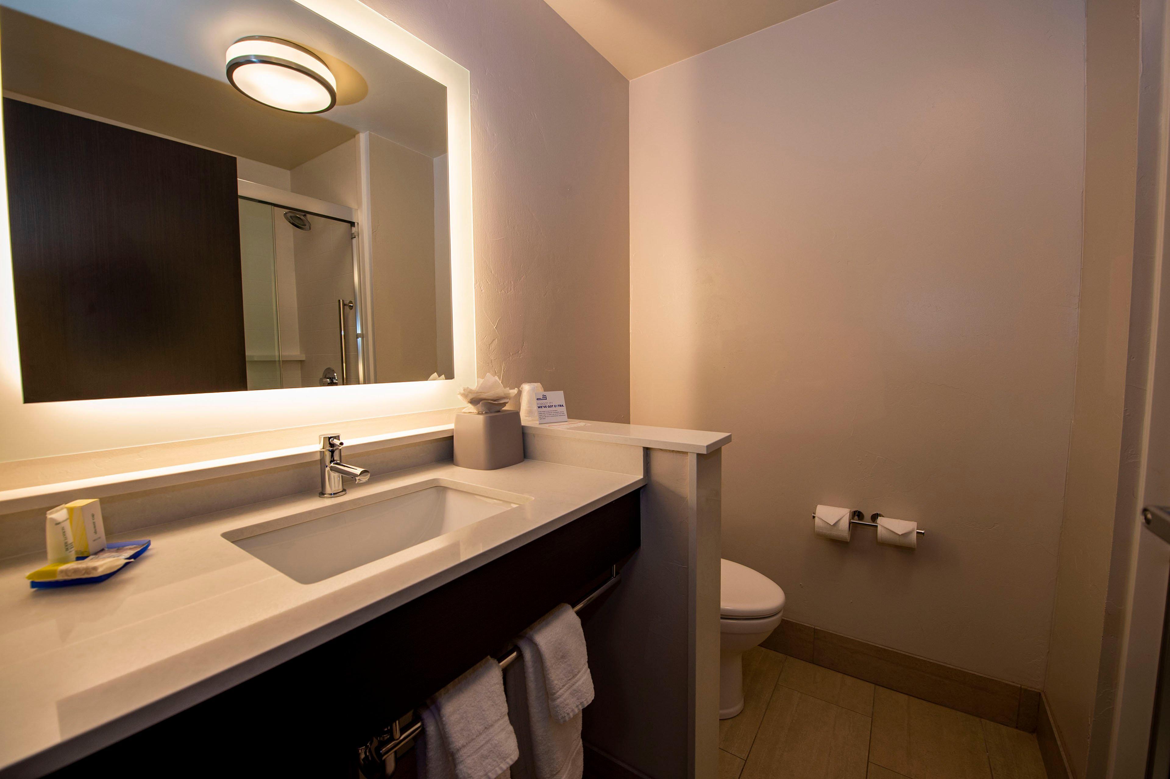 Holiday Inn Express & Suites - Colorado Springs Afa Northgate By Ihg Ngoại thất bức ảnh