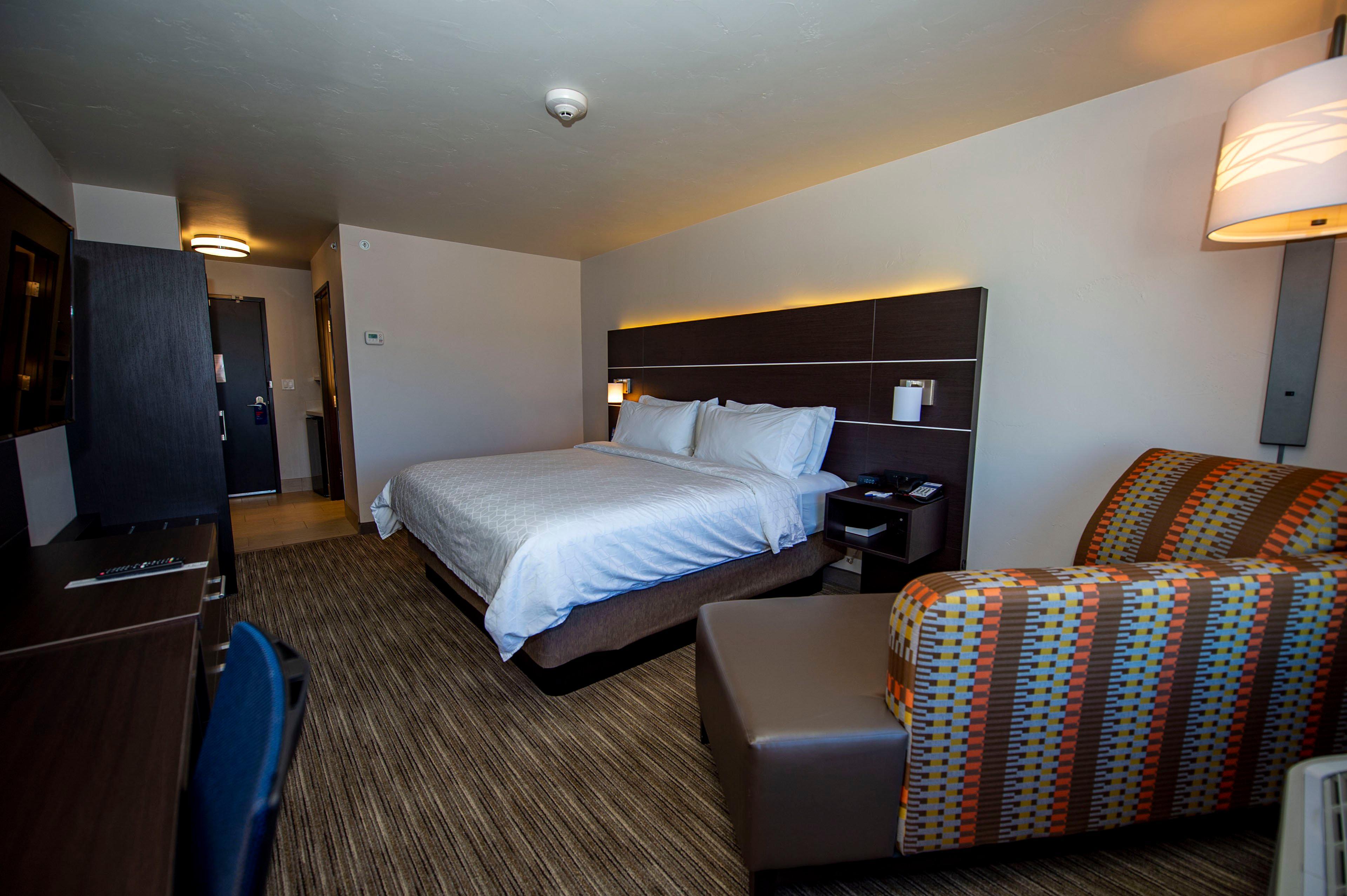 Holiday Inn Express & Suites - Colorado Springs Afa Northgate By Ihg Ngoại thất bức ảnh