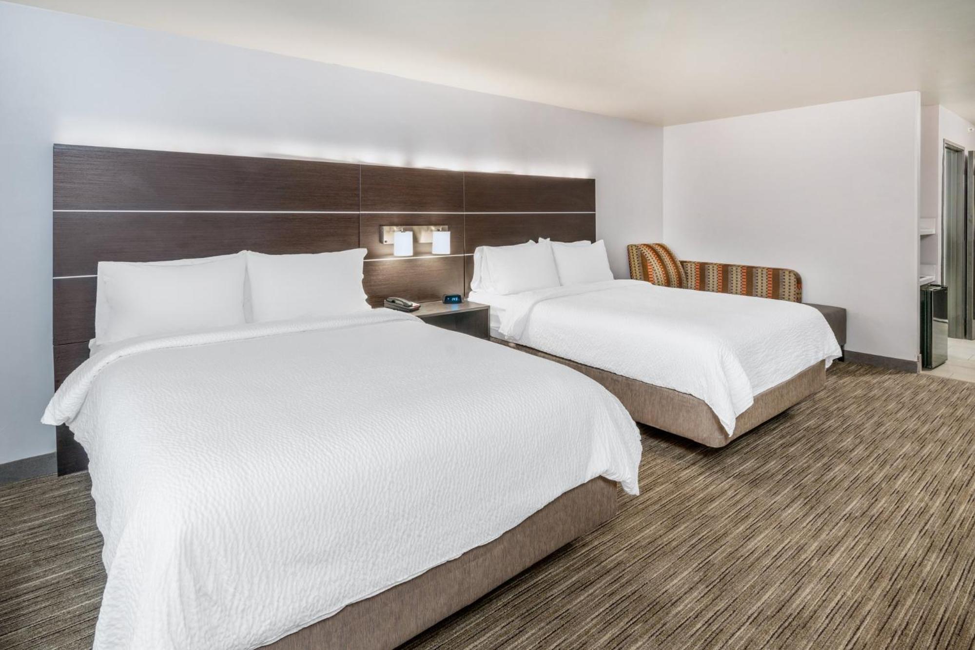 Holiday Inn Express & Suites - Colorado Springs Afa Northgate By Ihg Ngoại thất bức ảnh