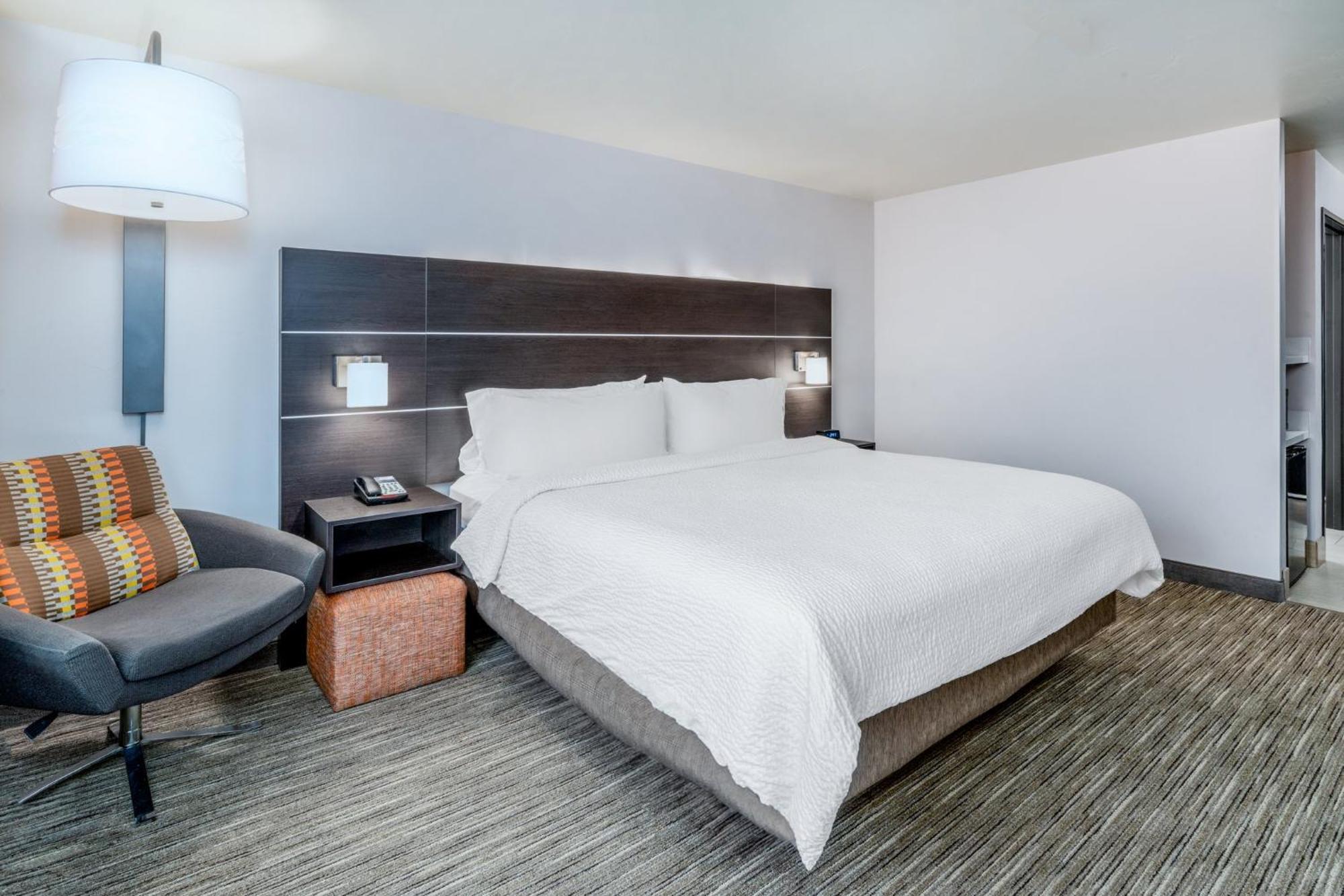 Holiday Inn Express & Suites - Colorado Springs Afa Northgate By Ihg Ngoại thất bức ảnh