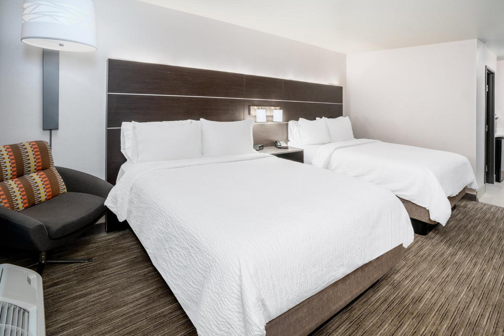 Holiday Inn Express & Suites - Colorado Springs Afa Northgate By Ihg Ngoại thất bức ảnh