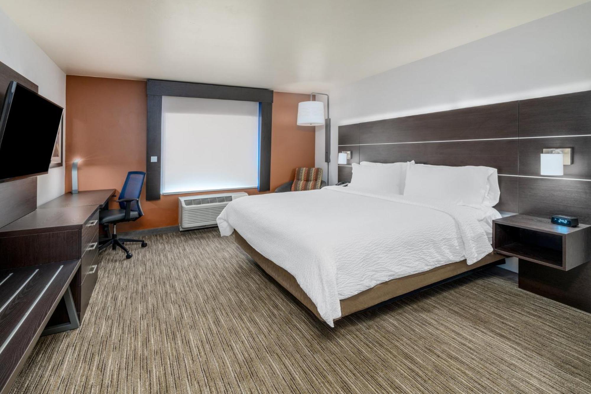 Holiday Inn Express & Suites - Colorado Springs Afa Northgate By Ihg Ngoại thất bức ảnh