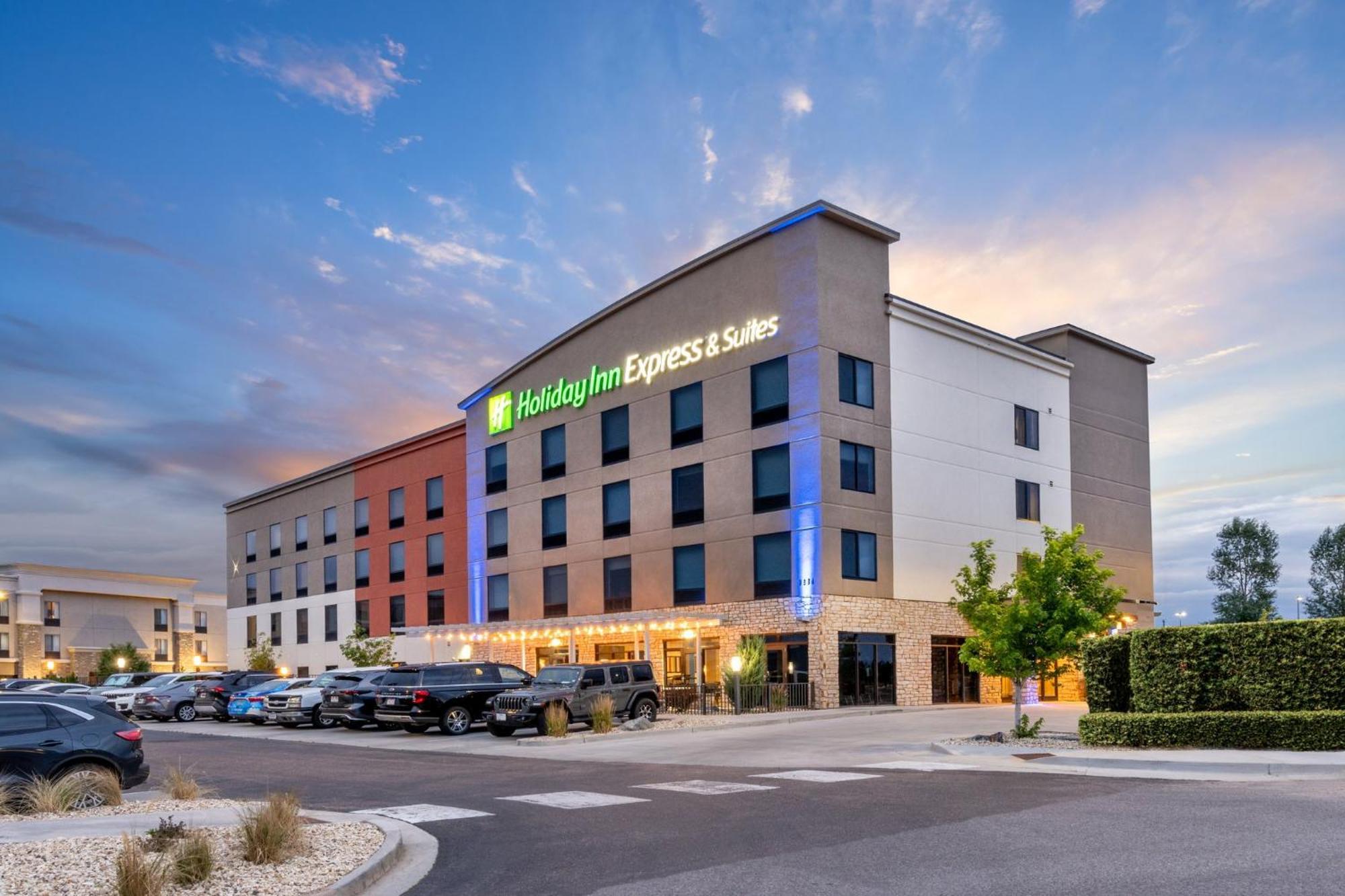 Holiday Inn Express & Suites - Colorado Springs Afa Northgate By Ihg Ngoại thất bức ảnh